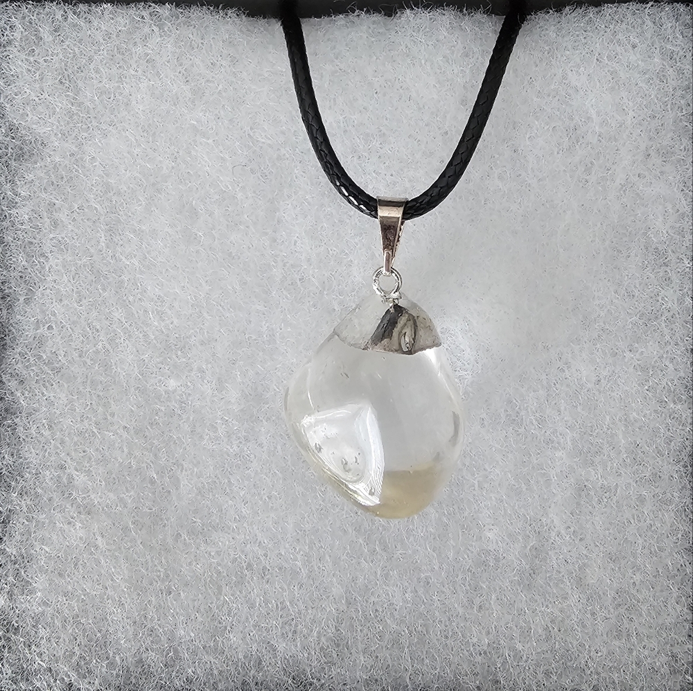 Clear Crystal Pendant Set In Silver